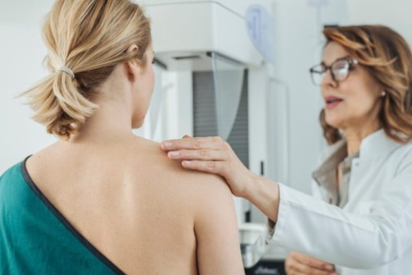 Uzmanlardan Kadınlara Uyarı: Alkol Tüketmeden Önce Bu Riskleri Göz Ardı Etmeyin